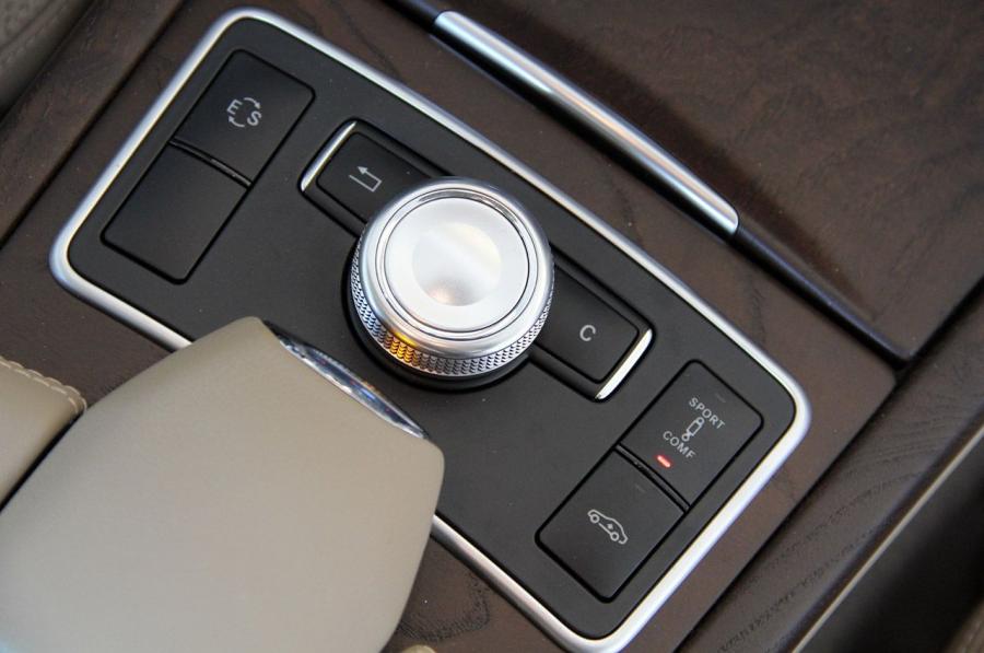  Mercedes-Benz E350 2012 года  (фото 18 из 37)